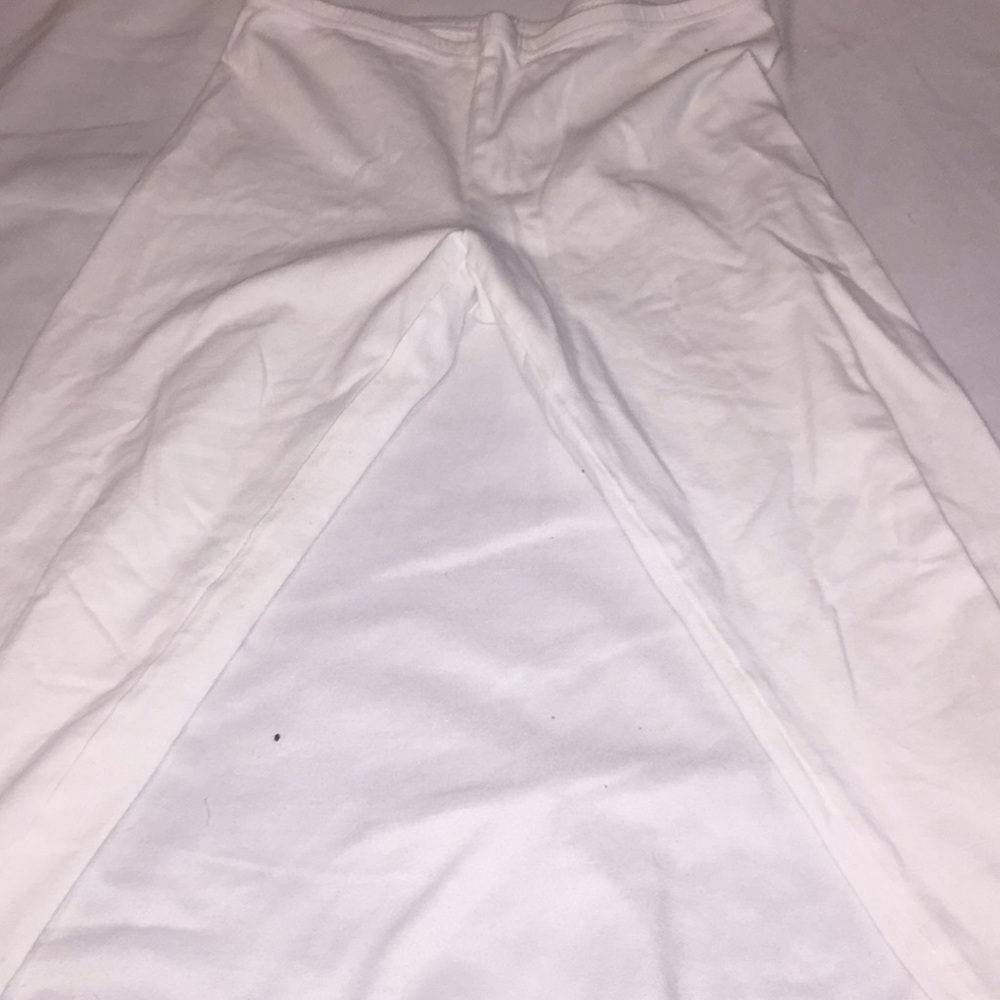 Two pairs of tights can be bundle